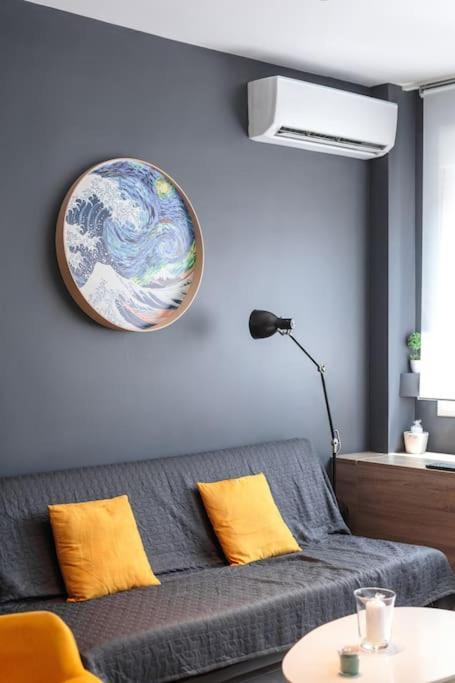 Home Cinema At The Center Of Salonic Exterior foto